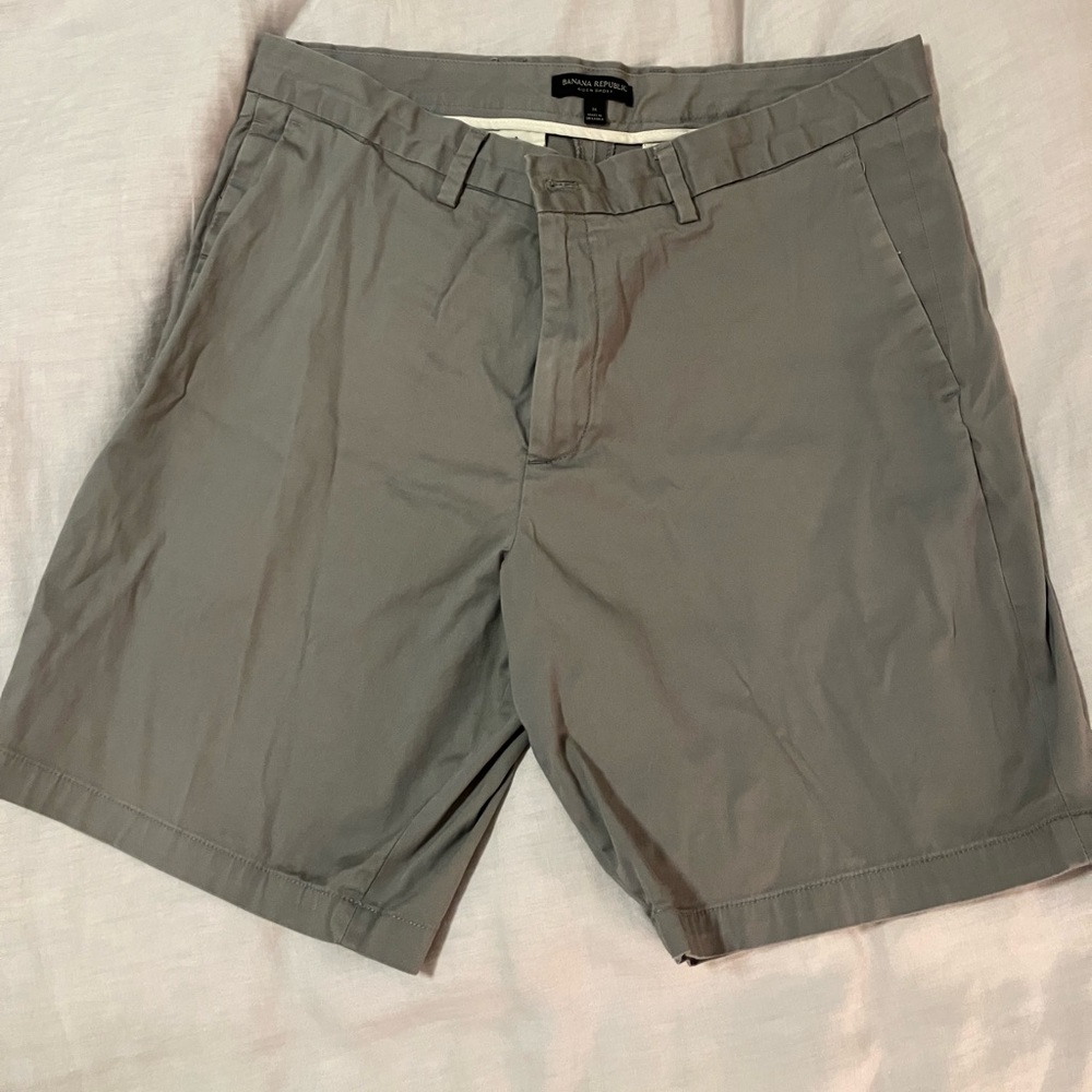 Banana Republic Aiden Shorts, sz: 36, grey